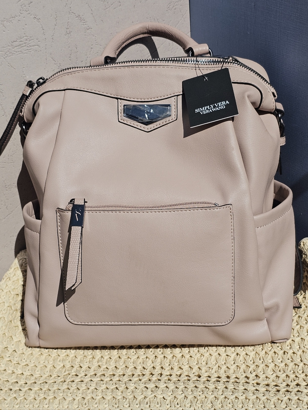 Simply Vera Vera Wang Prairie Pink Faux Leather Convertible Backpack Purse NWT - Picture 4 of 5